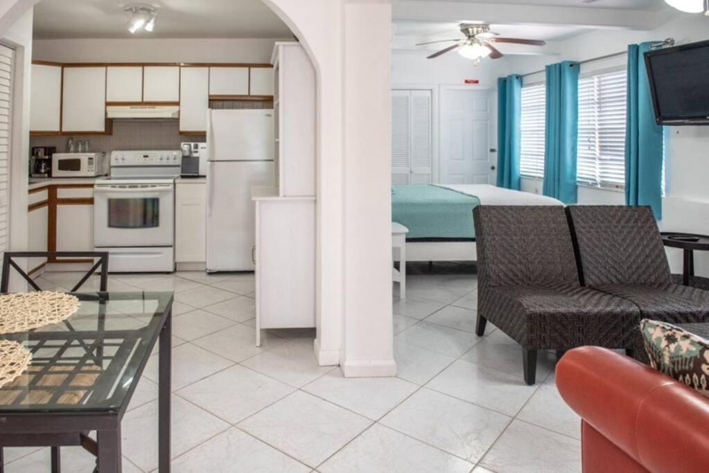 Aloha Apartments On The Intracoastal-Walk To The Beach Pompano Beach Exterior photo