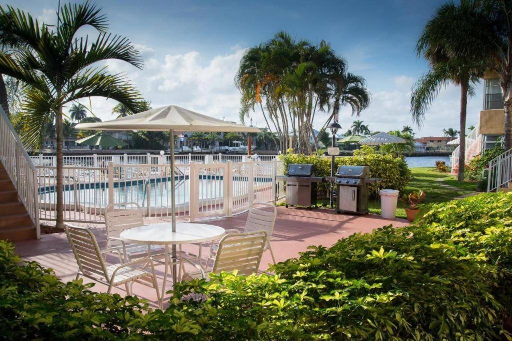 Aloha Apartments On The Intracoastal-Walk To The Beach Pompano Beach Exterior photo